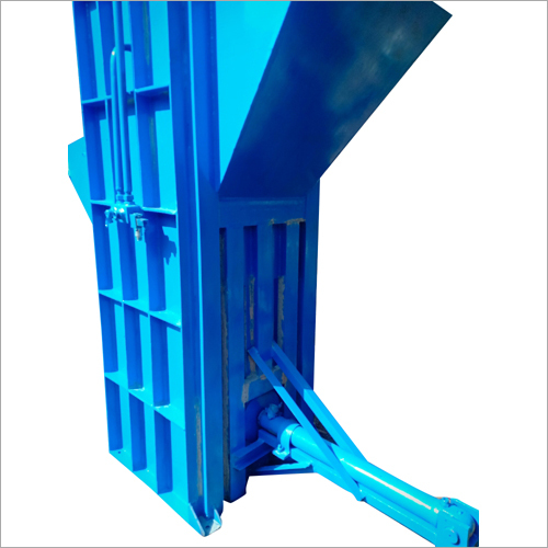 Pet Bottle Conveyor System Scrap Baling Machine