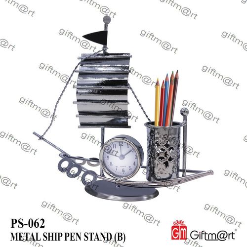Metal Ship Pen Stand