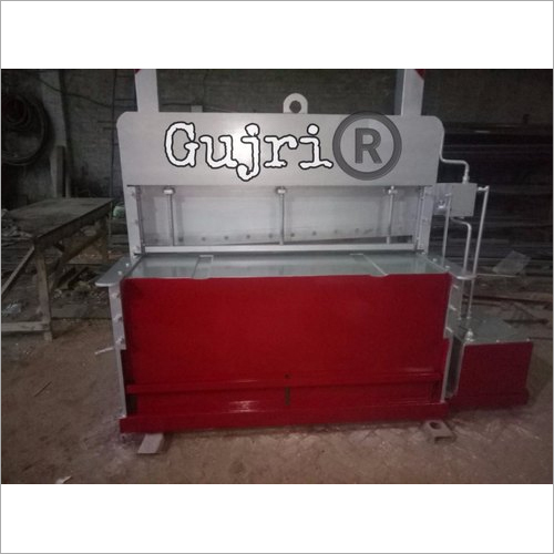 Semi Automatic Hydraulic Shearing Machine