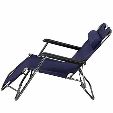 Comfortable Easy Folding Reclining Chair. Length: 67 Inch (In)