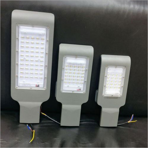 Outdoor LED Street Light - Aluminum Body, All Sizes Available, Cool White Light, 10 Watt Power | Ideal for Outdoor Applications