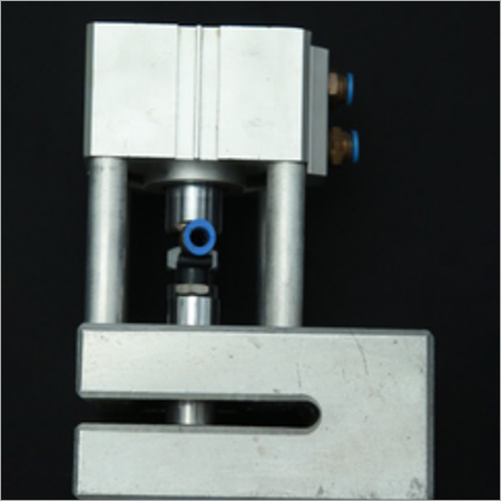 Silver Vertical Type Pneumatic D Cut Punch