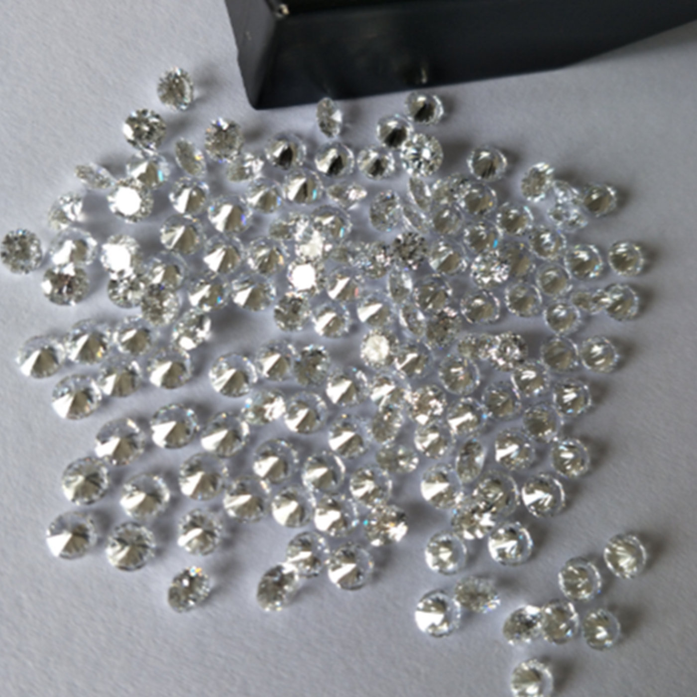 Cvd Diamond 3.30mm to3.40mm DEF VS SI Round Brilliant Cut Lab Grown HPHT Loose Stones TCW 1