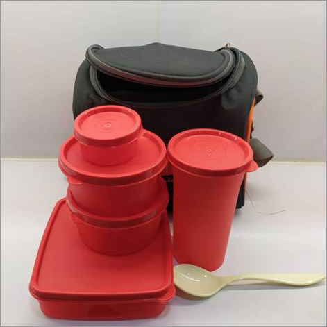 Eat Fresh 4 Air Tight Containers  Lunch Box In Soft Carrier Bag