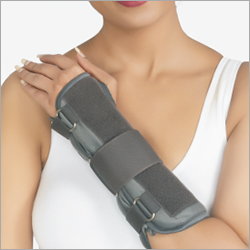 Wrist And Forearm Splint By DNA SURGICAL AND HEALTHCARE