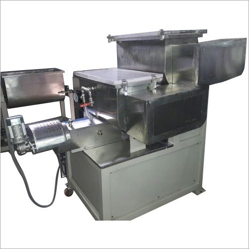 Pasta Extruder Machine