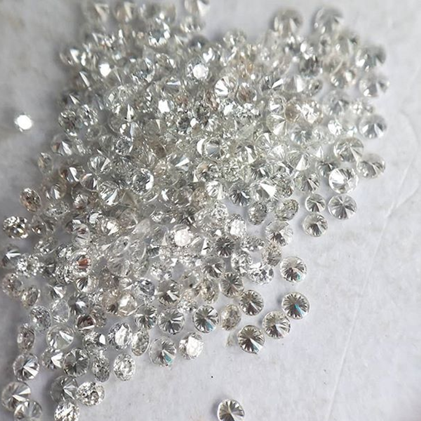 Cvd Diamond 1.70mm to1.80mm GHI VS SI Round Brilliant Cut Lab Grown HPHT Loose Stones TCW 1
