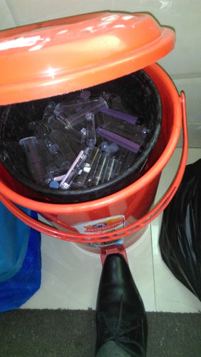 Plastic Foot Pedal Hospital Dustbin