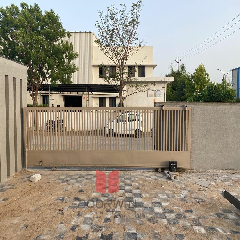 Mild Steel Automatic Swing Gate - Size: As Per Requirement