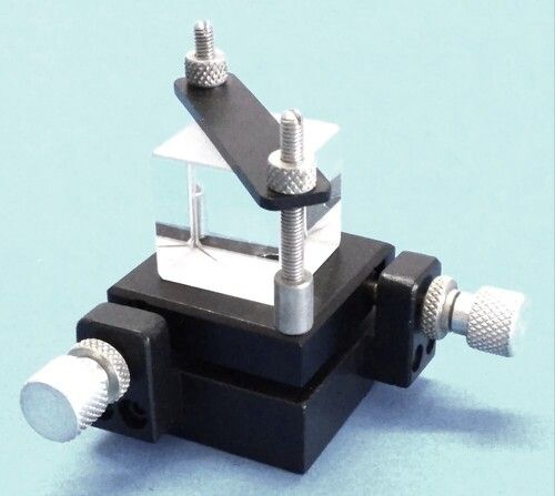 Mount for Prisms and Cube Beam Splitters