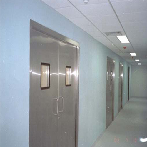 Stainless Steel Swing Door By MODULAR HEALTHCARE SYSTEM