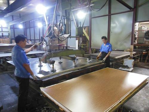 HPL Sheets for furniture and countertop laminates By LONSTRONG IMP AND EXP CO., LTD.