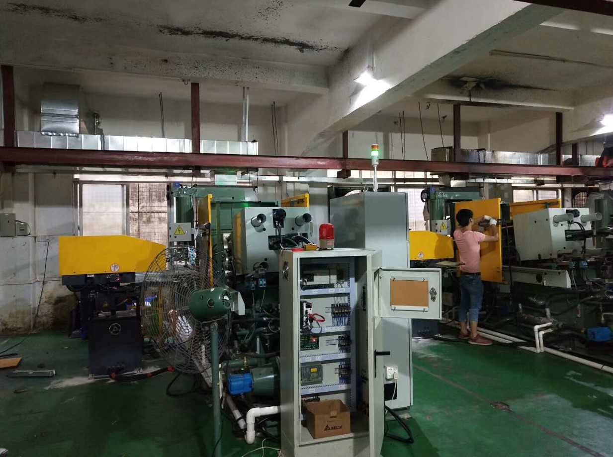 Hot Chamber Die Casting Machine Automatic Extractor