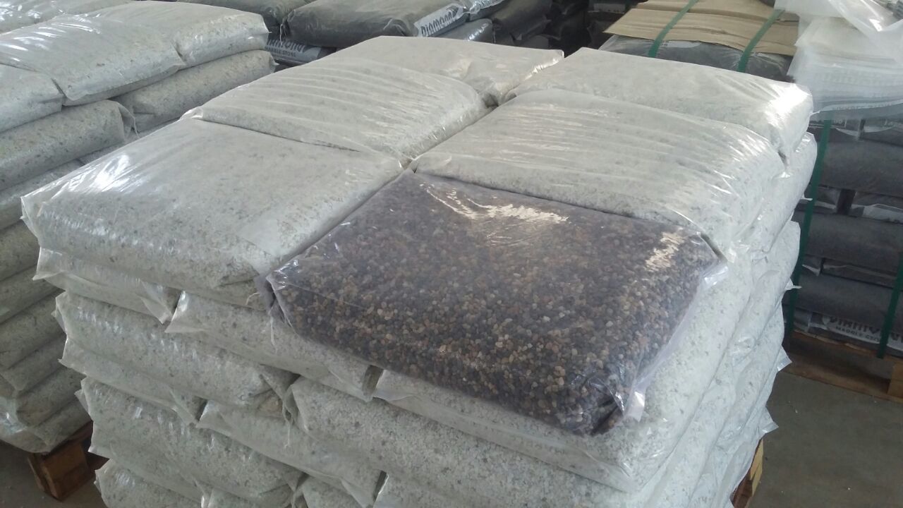 Chicken Blood Red Marble And Gravels For Garden Decor and commercial construction