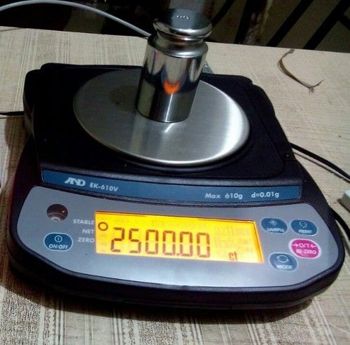 A&D 610 gm Weighing Balance (Model EK610V)