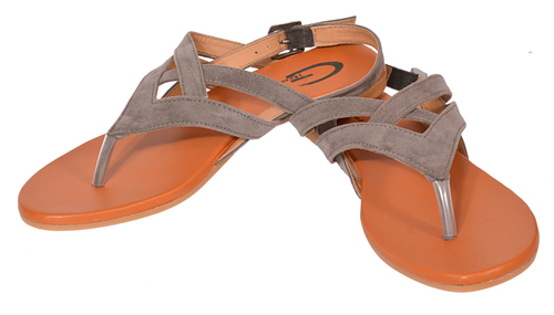 Ladies Trendy Plain Flat Sandal