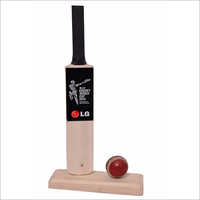 Table Top Cricket Bat With Ball