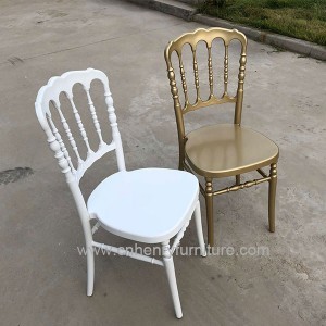 Pp Monoblock Napoleon Chair