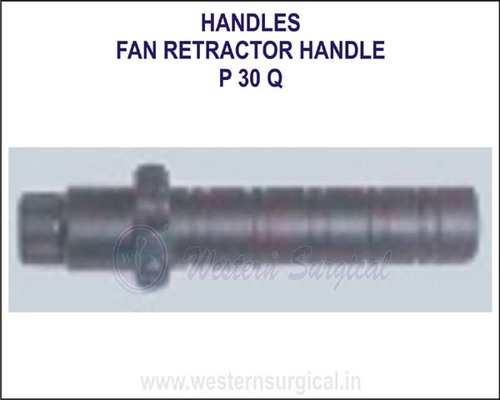 Fan retractor handle