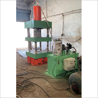200 Ton 4 Pillar Hydraulic Press Voltage: 220-380 Volt (V)