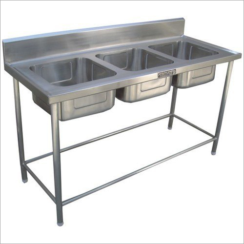 Polish Three Sink Unit