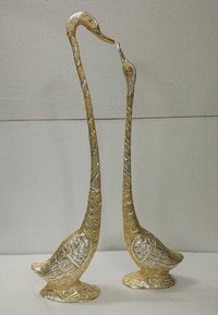 Saras Statue