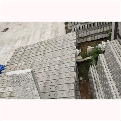 Concrete Fencing Pole - Customized Sizes , Durable Concrete Material for Agricultural, Residential and Commercial Usage, Easy to Mount
