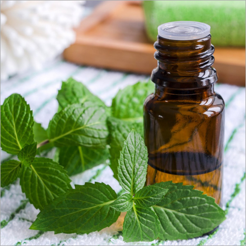 Peppermint Oil - 100% Pure Peppermint Leaf Extract | Ideal for Adults, Store in Dry Place