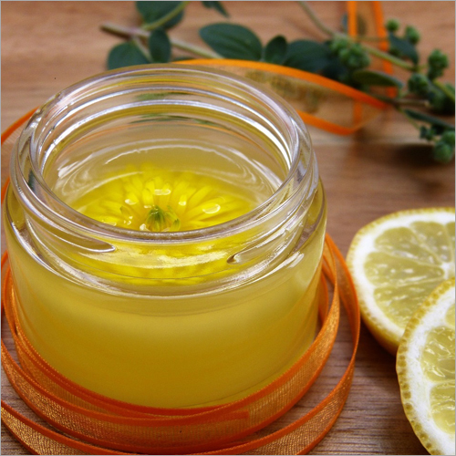 Organic Moringa Oil Age Group: Adults
