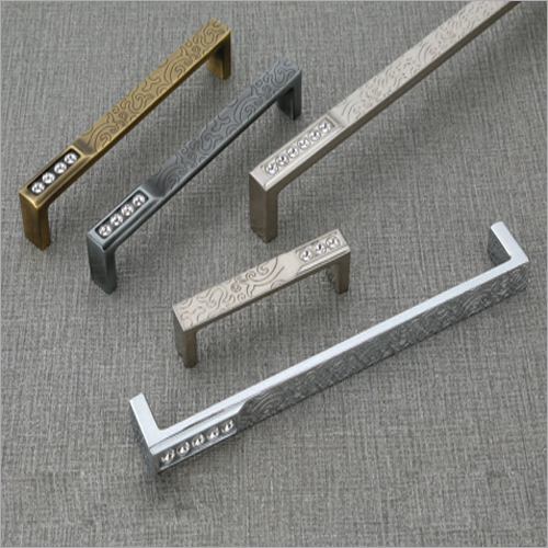 Cabinet Push Handle Application: Door