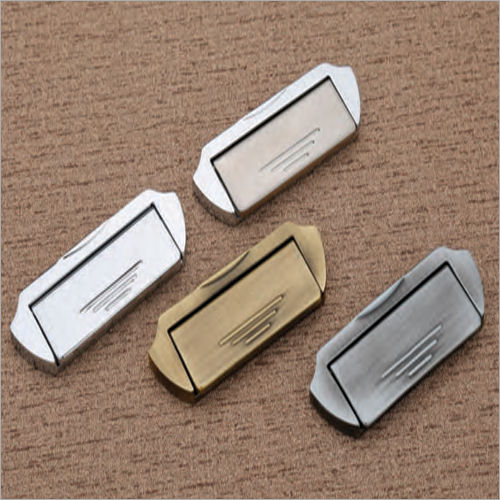 Concealed Pull Handle Application: Door