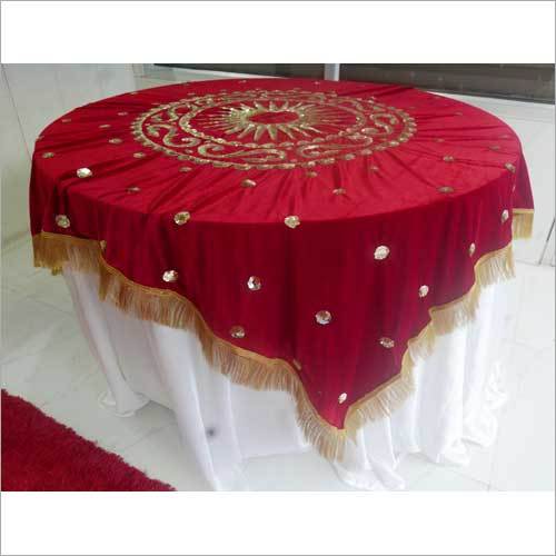Available In Diffrent Color Wedding Round Table Cover