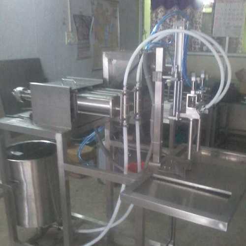 Semi Automatic Bottle Filling Machine