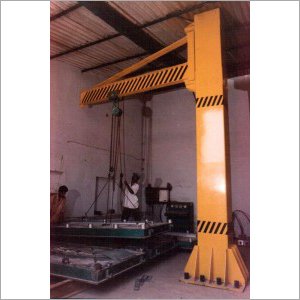 JIB Crane - Durable Yellow Finish Customized Size | 1-Year Warranty Manual Control
