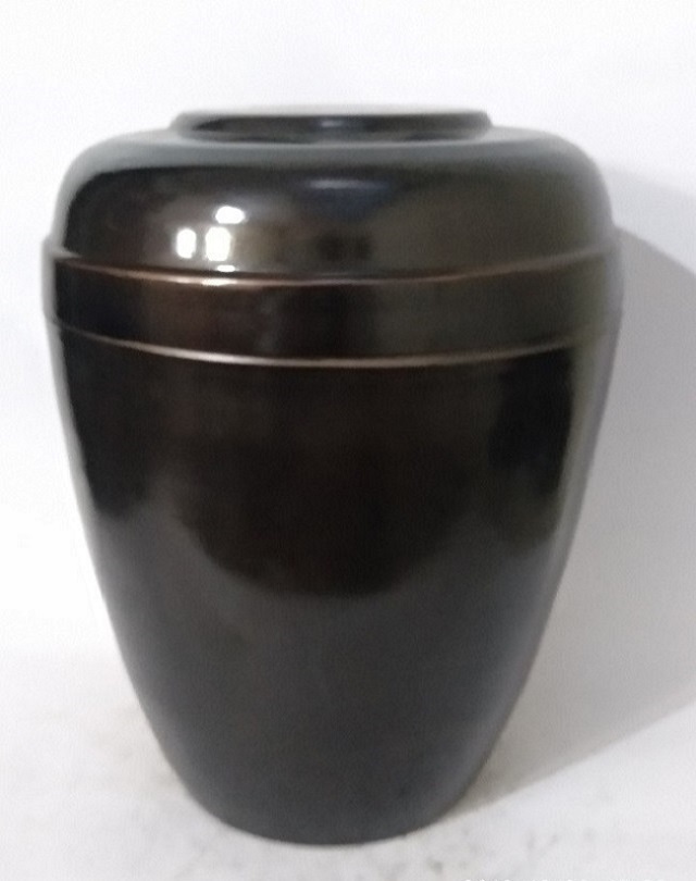 Iron White Adult Cremation Urn