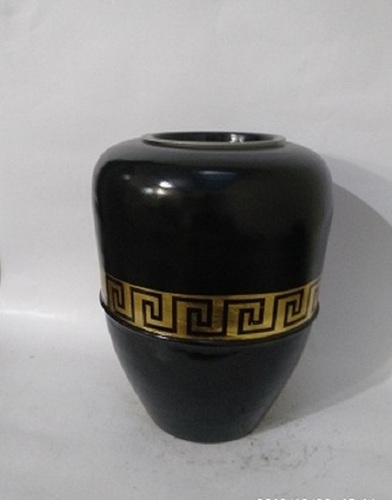 Low Price Ashes Urn in Black