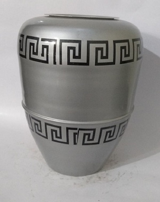 Low Price Ashes Urn in Black