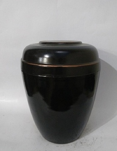 Metal Iron Urn -Black