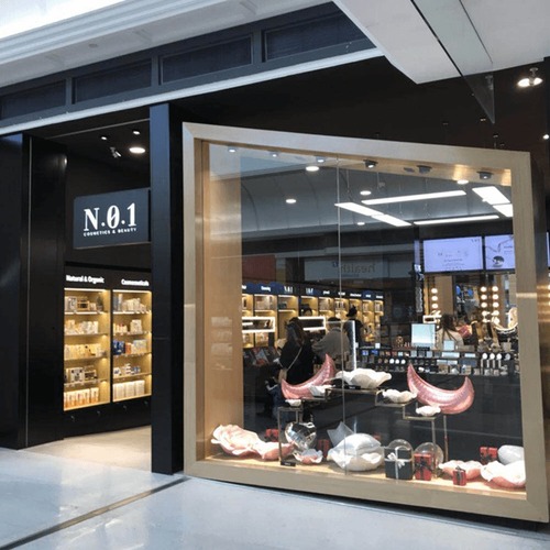 Classic Retail Store Displays And Cosmetic Shop Display For Shop Interior Design