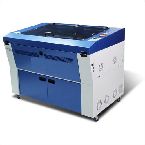 Automatic Co2 Laser Engraving Machine Voltage: 220 To 415 Volt (V)