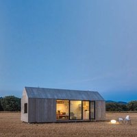 Portable Wooden Farm House - Window Material: Aluminum Window