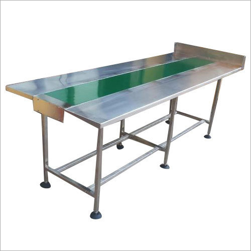 PACKING CONVEYOR TABLE By V M FABRICATORS AND ENGINEERING