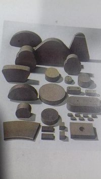 Industrial Power Press Brake Blocks - Asbestos Friction Material, Thickness 25 To 70 Mm , Manual Operation With Varying Sizes & Shapes