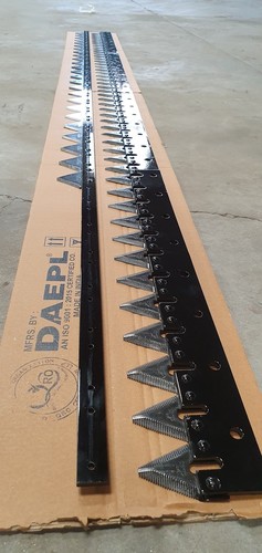 TRACK COMBINE CUTTER ASSEMBLY