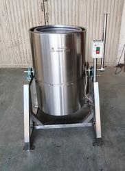 Compact Structure 1 Hp Tilting Type Drier Machine Capacity:-100-150 Kg/Hr