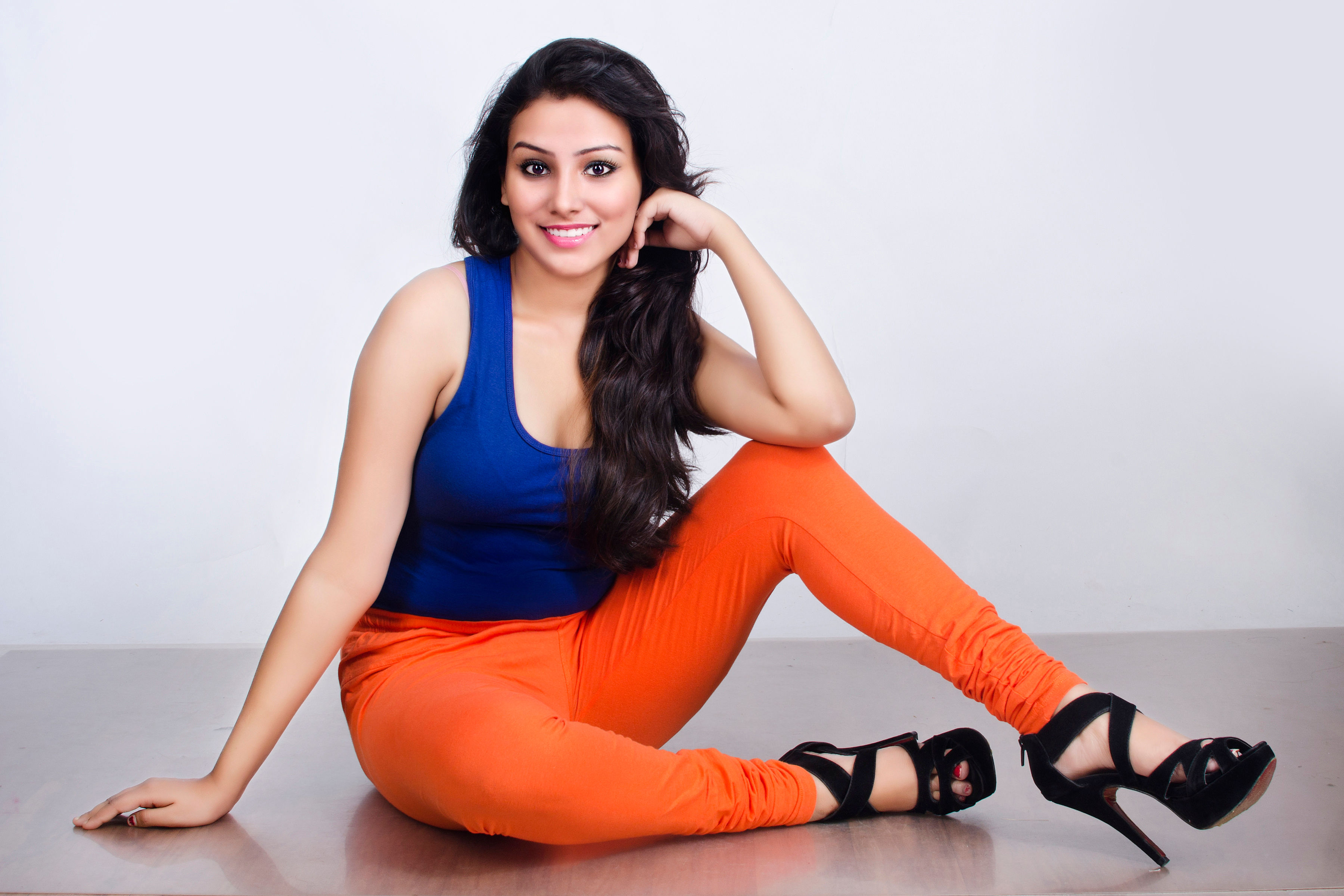 V-cut Churidar Leggings