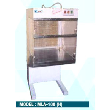 Laminar Air Flow Bench ( Wooden )