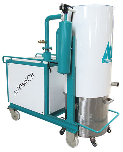 Vacuum Cleaning Equipment Capacity: 30 Liter/Day