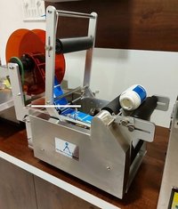 Round Soda Bottle Sticker Labeling Machine - Automatic Grade: Automatic