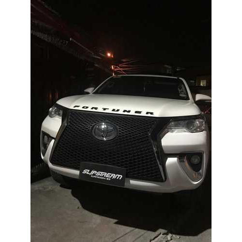 Black Fortuner Front Grill